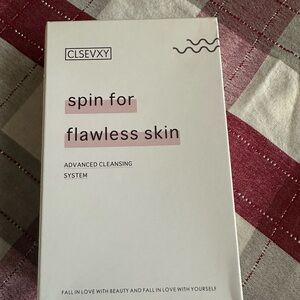 Spin for Flawless Skin Advanced Cleansing System - White